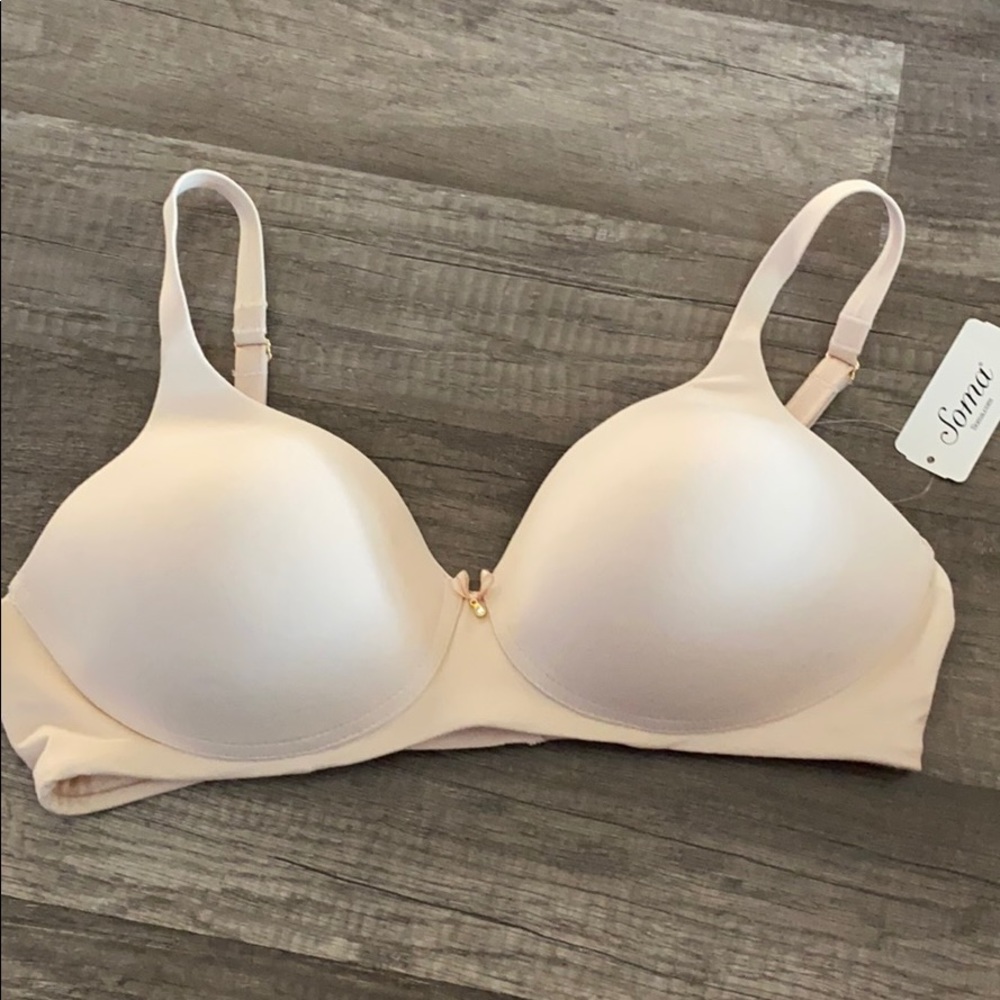 ✅Soma Vanishing Back Wireless Bra/LIGHT NUDE✅